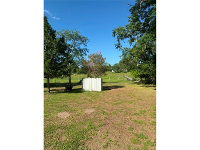 Charming home in Sandia just minutes from the lake! This - photo 12