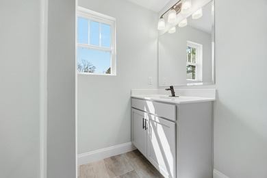 THIS WONDERFUL 4B/3B HOME SITS ON A CUL DE SAC LOT OVERLOOKING - photo 37
