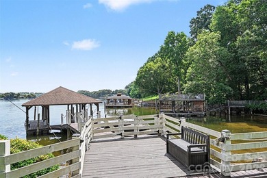 THE ULTIMATE RESORT-STYLE ENTERTAINER'S DREAM on Lake Hickory! - photo 40