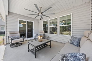 THIS WONDERFUL 4B/3B HOME SITS ON A CUL DE SAC LOT OVERLOOKING - photo 41