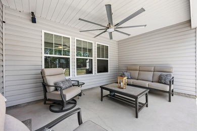 THIS WONDERFUL 4B/3B HOME SITS ON A CUL DE SAC LOT OVERLOOKING - photo 42