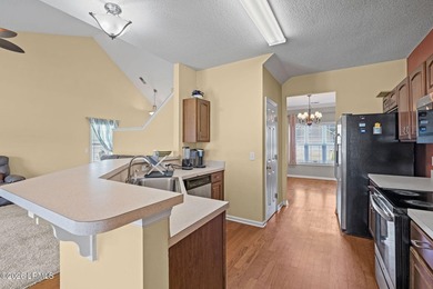 Price improved! Lagoon-front opportunity - ideal for 1st time - photo 14
