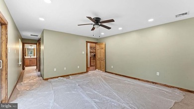 Custom-built 3-bedroom, 2.5 bath 2-story in the Pocono Mountain - photo 22