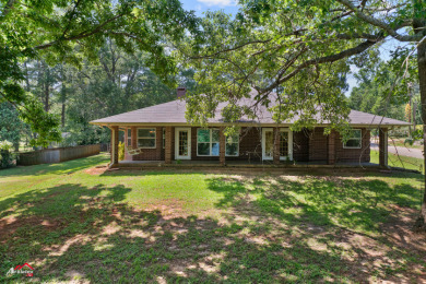 3/2 on .6 acres! - Lake Home For Sale in San Augustine, Texas