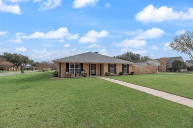 Lake Lewisville Home For Sale in Highland Village Texas