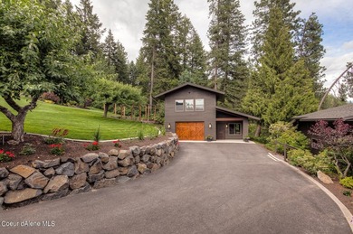 MICA BAY WATERFRONT RETREAT! Enjoy 183' of pristine deep water - photo 7