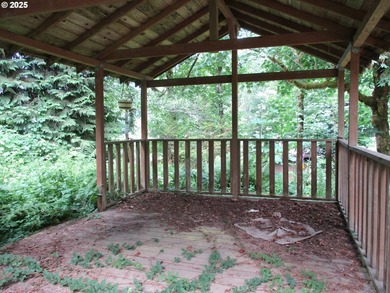 Great opportunity with fix it cabin, vacated for a few yrs. lot - photo 4