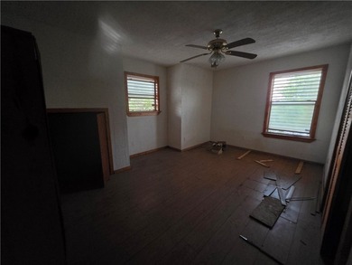 Spacious 2 story home needing a little TLC to bring it back to - photo 8