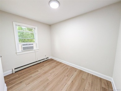 Welcome to 52 King Road, a beautifully renovated 3-bedroom - photo 13