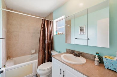 CHARMING SINGLE STORY HOME | PRIME FORT LAUDERDALE LOCATION | - photo 15