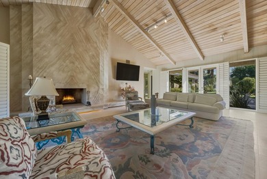 A Prestigious Estate with Stunning Mountain Views and Designed - photo 20