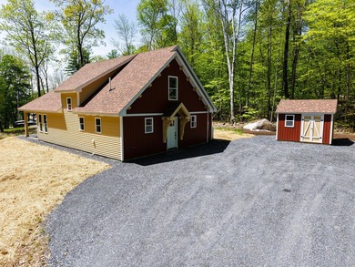 Welcome to 1 Winter Drive. This Custom-built contemporary home - photo 3