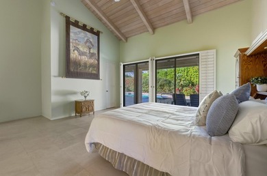 A Prestigious Estate with Stunning Mountain Views and Designed - photo 30