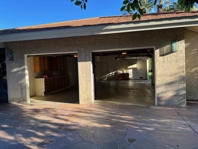 A Prestigious Estate with Stunning Mountain Views and Designed - photo 42