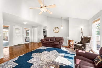 Waubeesee Lake Living at its Finest! Full 1 Acre Lot has 140ft - photo 8