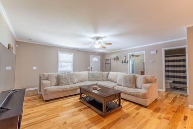 Welcome to your perfect getaway or full-time retreat in the - photo 13