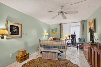 Beautiful first-floor 1-bedroom, 1.5 bath condo in the active - photo 14