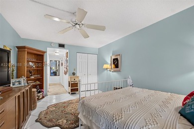 Beautiful first-floor 1-bedroom, 1.5 bath condo in the active - photo 15