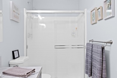 YEAR ROUND LIVING ? ? WEEKEND GETAWAY? Welcome to your dream - photo 17