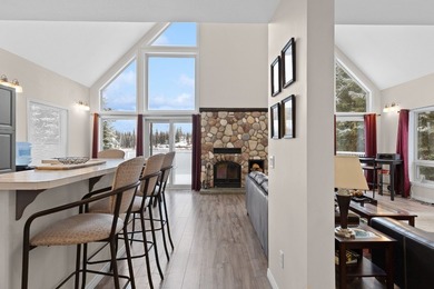 YEAR ROUND LIVING ? ? WEEKEND GETAWAY? Welcome to your dream - photo 21