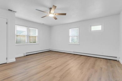 Welcome home... This impeccably maintained Glen Cove Ranch - photo 21