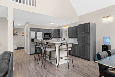 YEAR ROUND LIVING ? ? WEEKEND GETAWAY? Welcome to your dream - photo 22