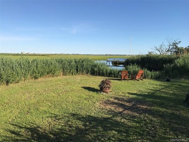 Rare opportunity to own a spectacular bayfront property - photo 24