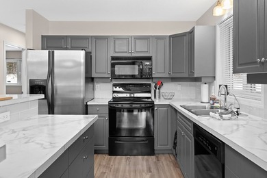 YEAR ROUND LIVING ? ? WEEKEND GETAWAY? Welcome to your dream - photo 25