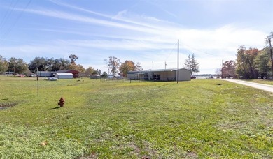 Updated home on North side of Lake Murvaul. This property is the - photo 7