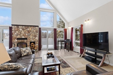 YEAR ROUND LIVING ? ? WEEKEND GETAWAY? Welcome to your dream - photo 31