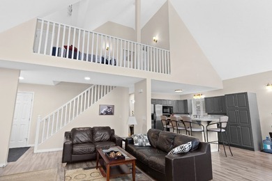 YEAR ROUND LIVING ? ? WEEKEND GETAWAY? Welcome to your dream - photo 32