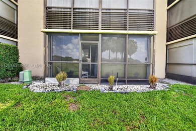 Beautiful first-floor 1-bedroom, 1.5 bath condo in the active - photo 33
