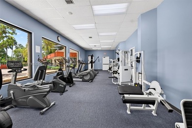 Beautiful first-floor 1-bedroom, 1.5 bath condo in the active - photo 46