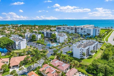 (private lake, pond, coastal) Condo Sale Pending in Jupiter Florida