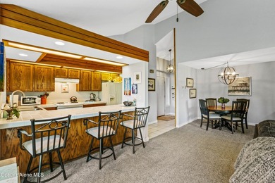 Welcome to this wonderful, selectively furnished, turn-key get - photo 8