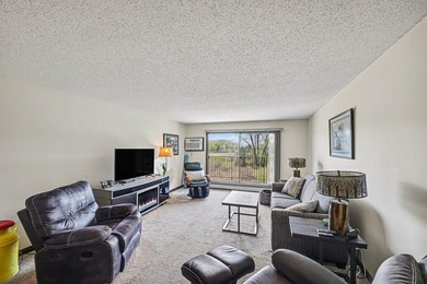 Experience maintenance-free lake living at its finest in this - photo 5