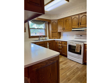 From the moment you arrive, you'll feel right at home in this - photo 11