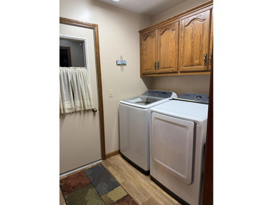 From the moment you arrive, you'll feel right at home in this - photo 14