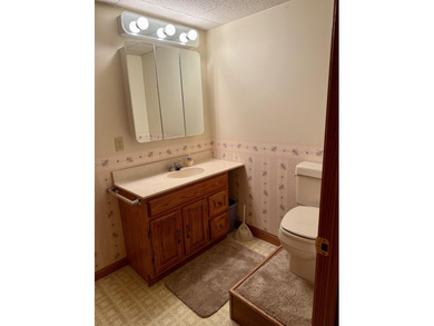From the moment you arrive, you'll feel right at home in this - photo 34