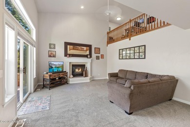 This spacious 6 BR/4 BA home is situated on nearly an acre in - photo 20