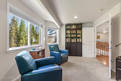 This spacious 6 BR/4 BA home is situated on nearly an acre in - photo 27