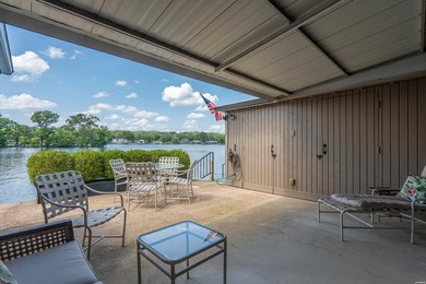 Enjoy beautiful waterfront living in this completely updated and - photo 33