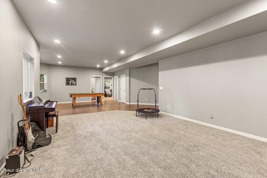 This spacious 6 BR/4 BA home is situated on nearly an acre in - photo 35