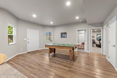 This spacious 6 BR/4 BA home is situated on nearly an acre in - photo 36