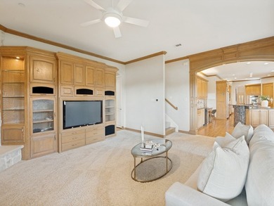 Experience unparalleled luxury in this magnificent 5 bedroom, 5 - photo 11