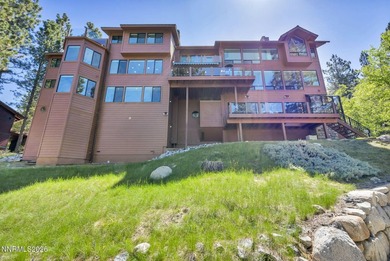 Experience the pinnacle of alpine luxury in this move-in ready - photo 12