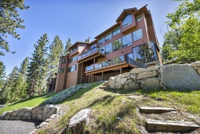 Experience the pinnacle of alpine luxury in this move-in ready - photo 14