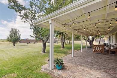 Nestled on a picturesque one-acre lot in the heart of Flower - photo 24