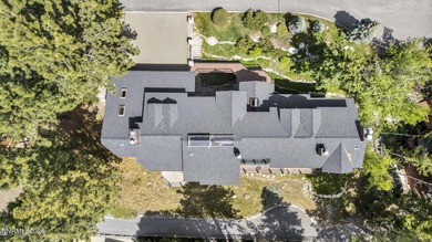 Experience the pinnacle of alpine luxury in this move-in ready - photo 45