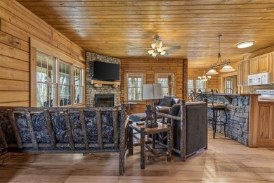 Perfect dual lifestyle of lake life and everyday living made - photo 5